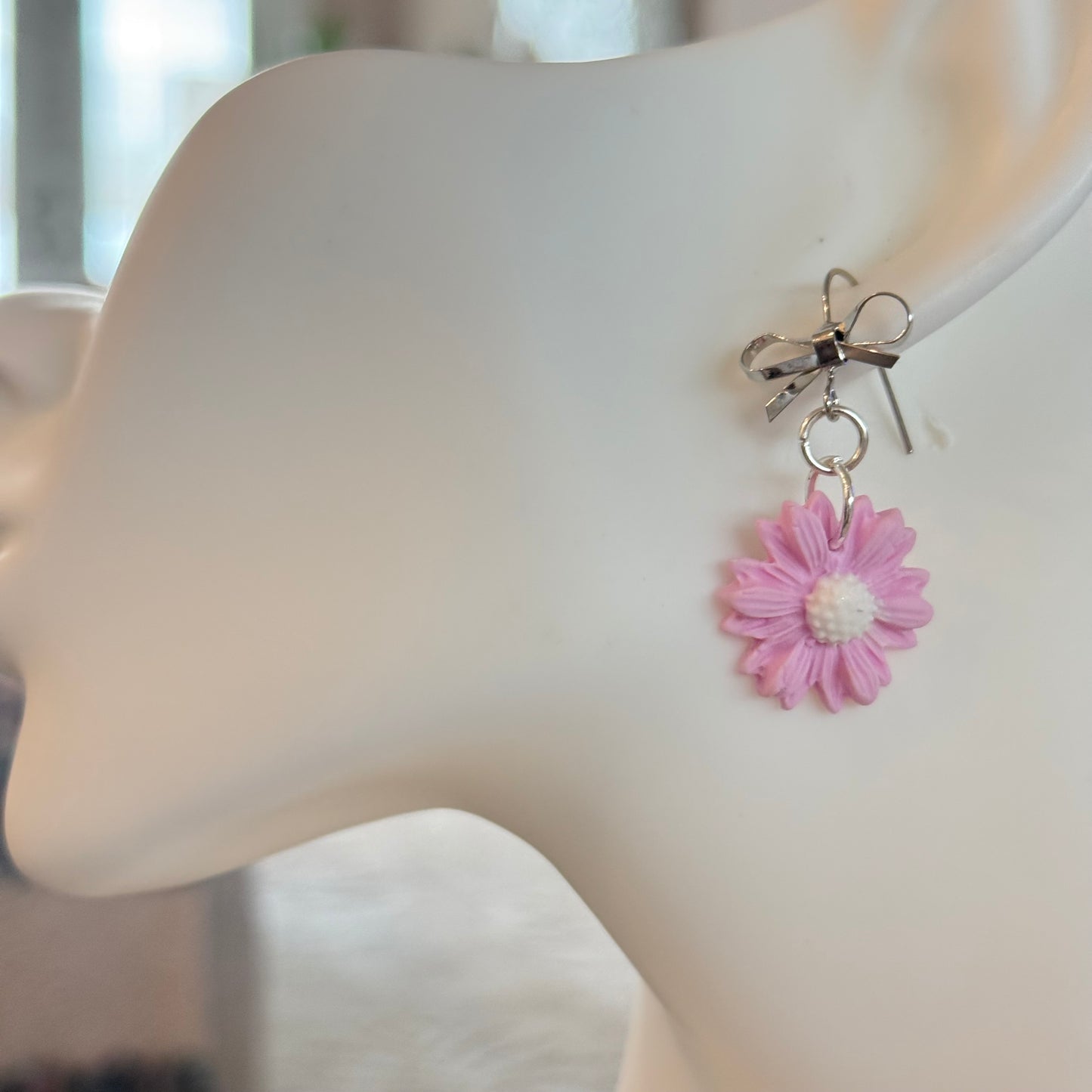 Pastel Daisy Earrings