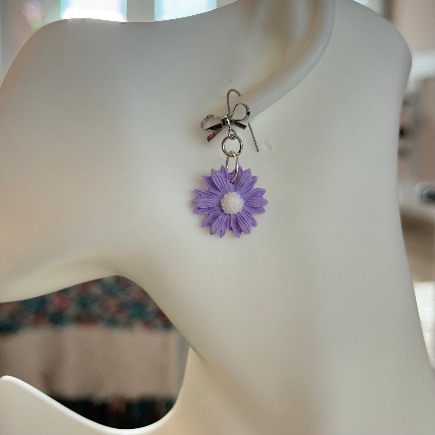 Pastel Daisy Earrings